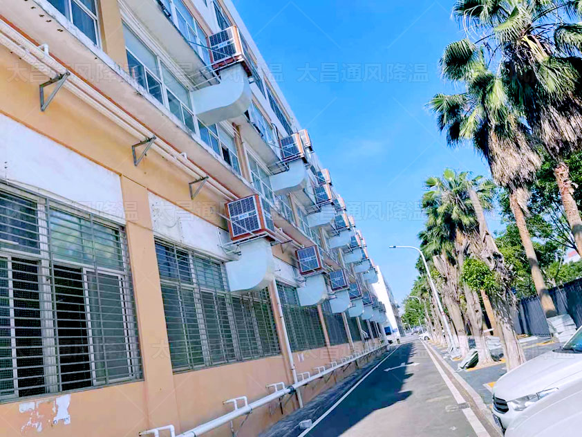 廠房車(chē)間降溫辦法，車(chē)間廠房降溫都在用兩種解決方案