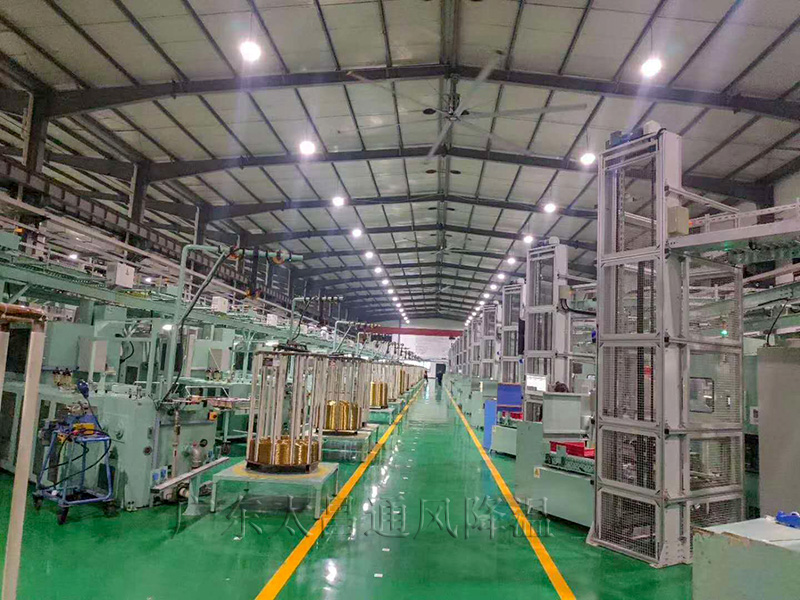 電子車間工業(yè)大風(fēng)扇安裝案例 電子車間工業(yè)大風(fēng)扇安裝案例