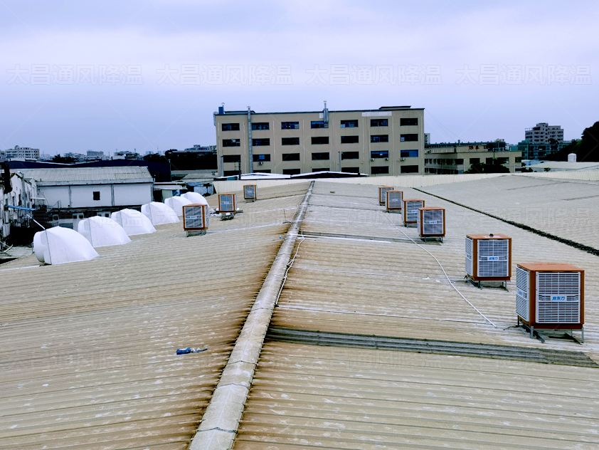 大型電子廠工位人員密集，如何通風降溫呢？