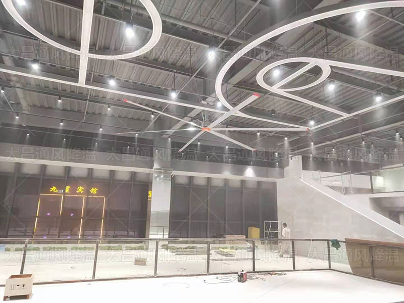 健身房用什么設(shè)備降溫比較合適？這款設(shè)備你一定要知道！