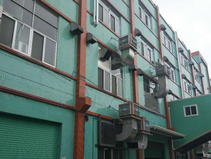 東鵬特飲廠區(qū)使用潤(rùn)東方環(huán)?？照{(diào)