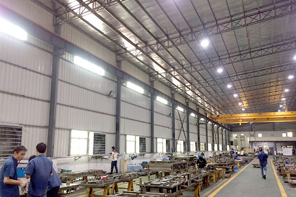 東莞鵬禧模具有限公司水簾負(fù)壓機(jī)解決方案 東莞鵬禧模具有限公司水簾負(fù)壓機(jī)解決方案