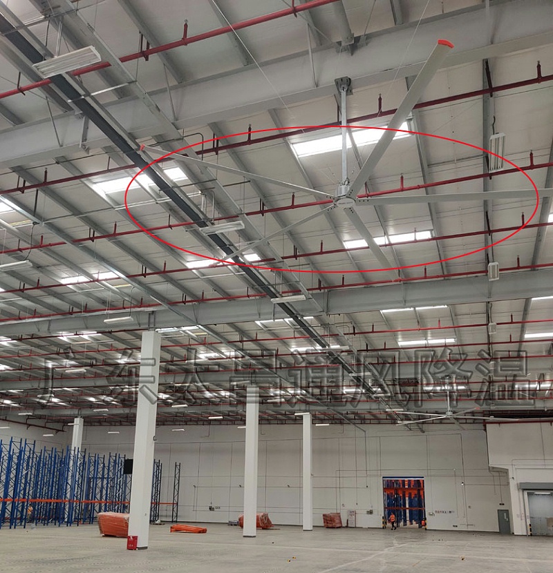 大型工業(yè)風(fēng)扇 大型工業(yè)風(fēng)扇